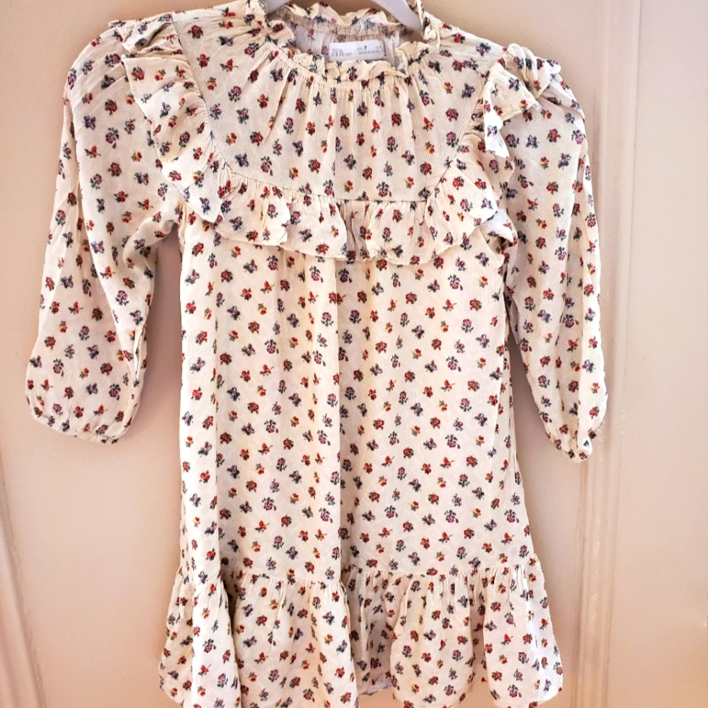 Girl dress